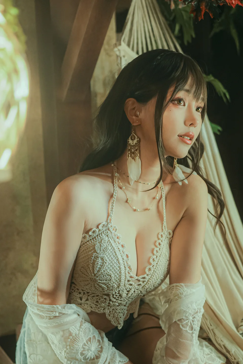 ElyEE子 - Secret Treehouse Escape 【丝足阁写真】022.webp