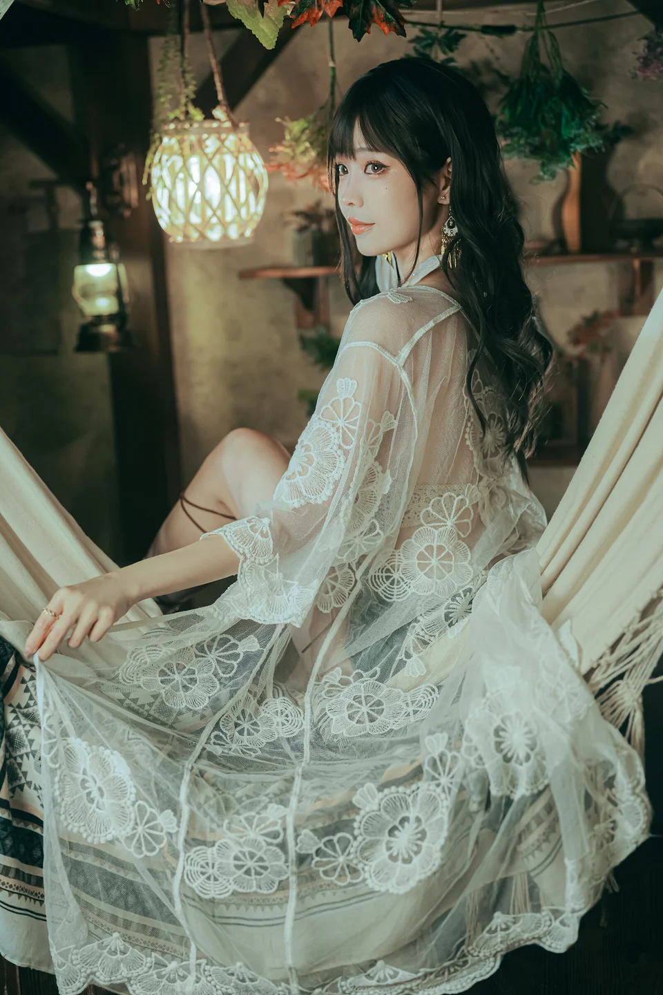 ElyEE子 - Secret Treehouse Escape 【丝足阁写真】026.webp