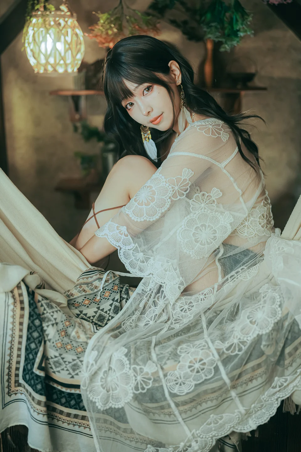 ElyEE子 - Secret Treehouse Escape 【丝足阁写真】029.webp