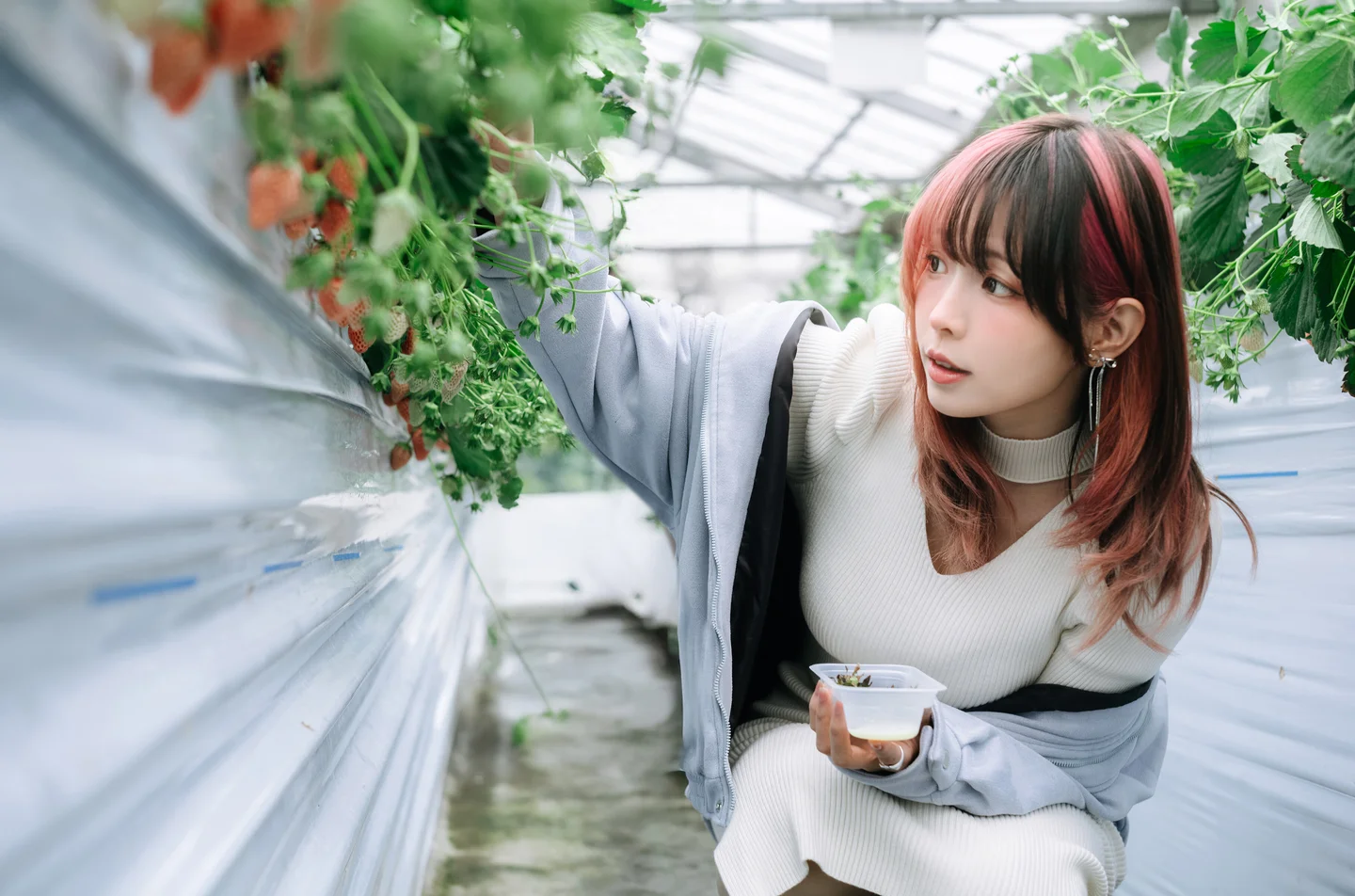 ElyEE子 - Strawberry Picking Date [34P2V-135MB] 【丝足阁写真】021.webp