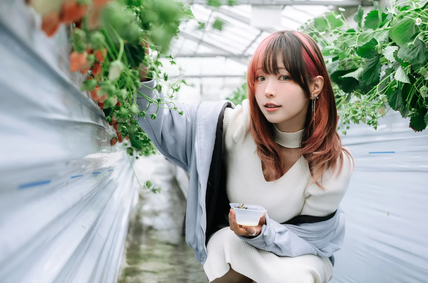ElyEE子 - Strawberry Picking Date [34P2V-135MB] 【丝足阁写真】022.webp