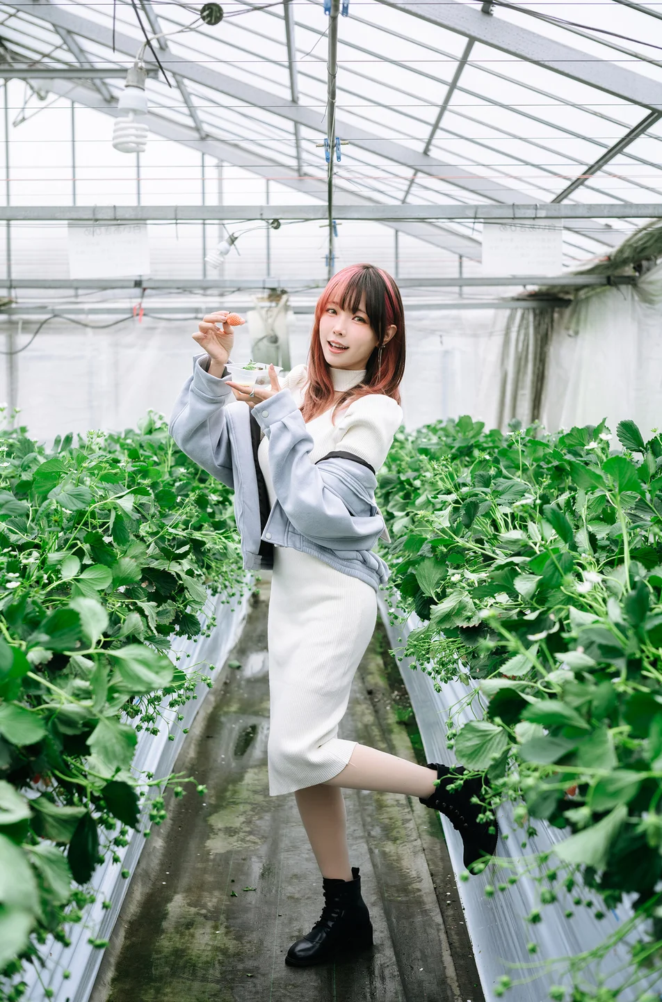 ElyEE子 - Strawberry Picking Date [34P2V-135MB] 【丝足阁写真】024.webp