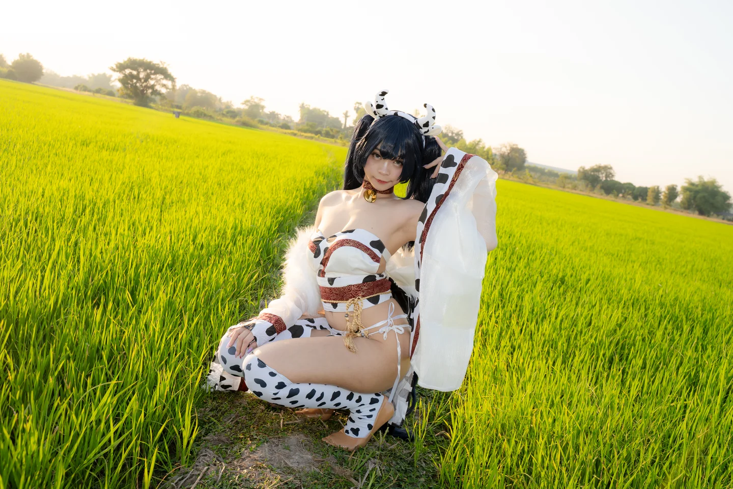 HTM-106+牛の着ぐるみを着たあまねちゃん 【丝足阁写真】048.webp