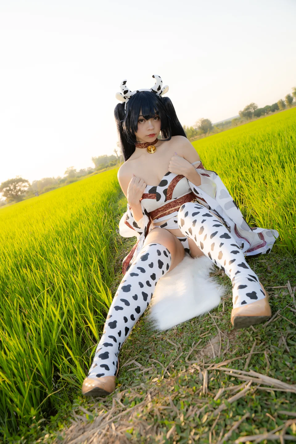 HTM-106+牛の着ぐるみを着たあまねちゃん 【丝足阁写真】063.webp