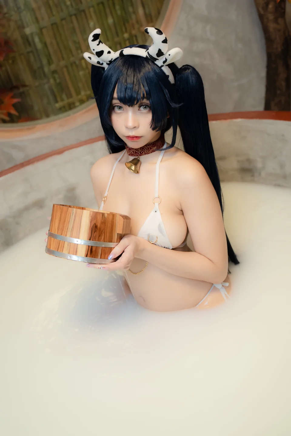 HTM-106+牛の着ぐるみを着たあまねちゃん 【丝足阁写真】069.webp