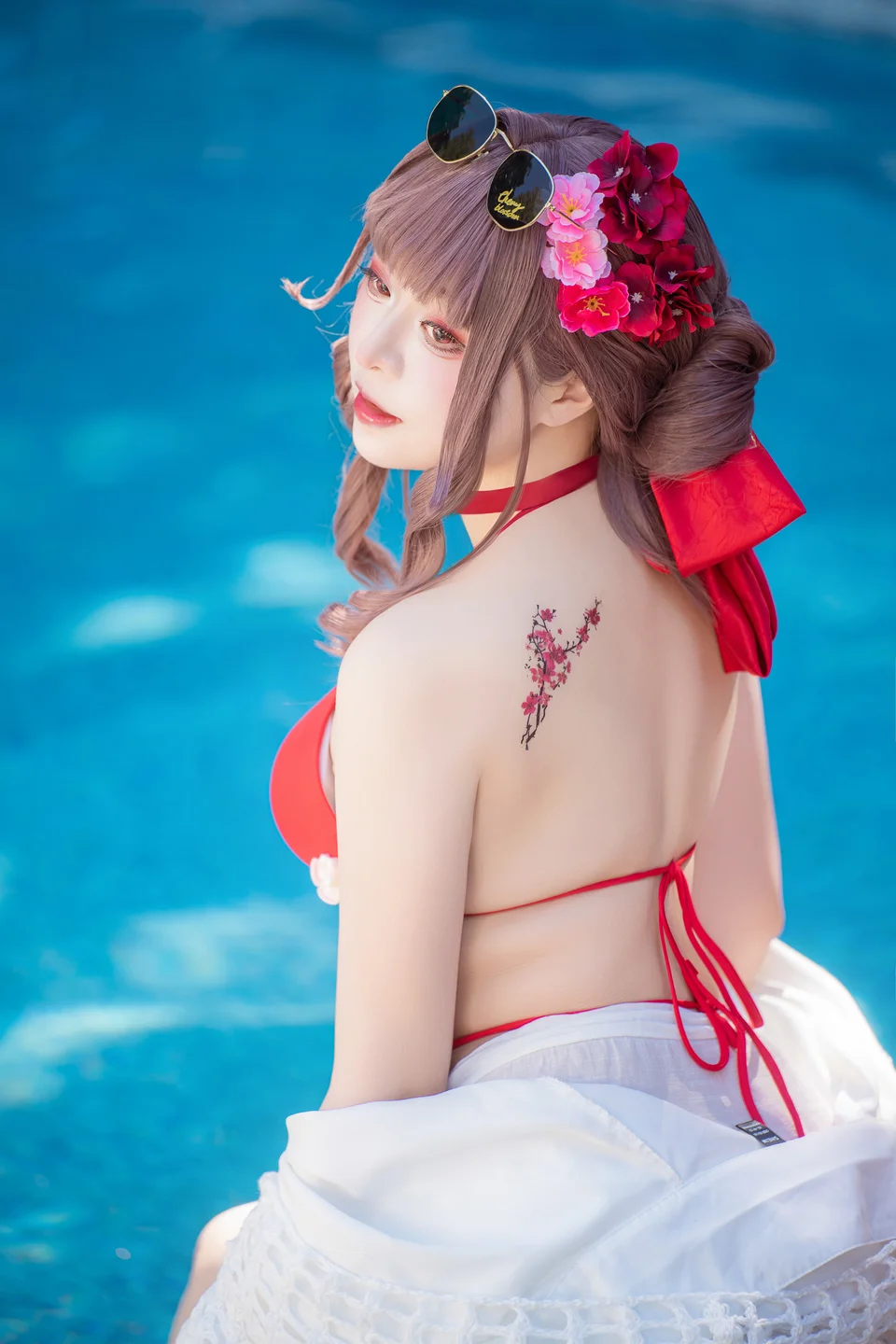 Himeking - Nikke：胜利女神樱花泳装 [36P-46MB] 009.webp