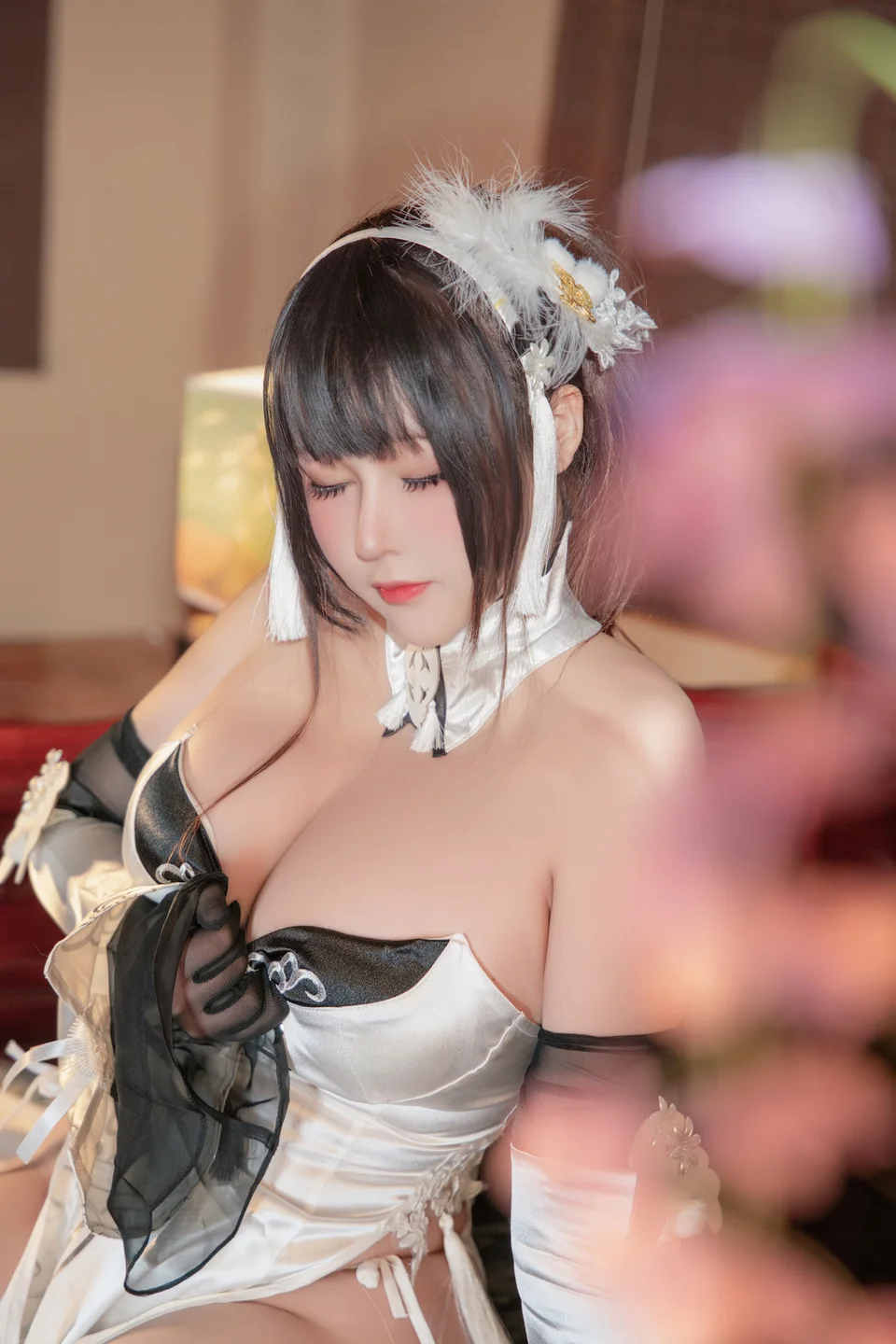 KANEKO_咔喵 – 镇海 白旗袍 [30P-219MB] 【丝足阁写真】011.webp