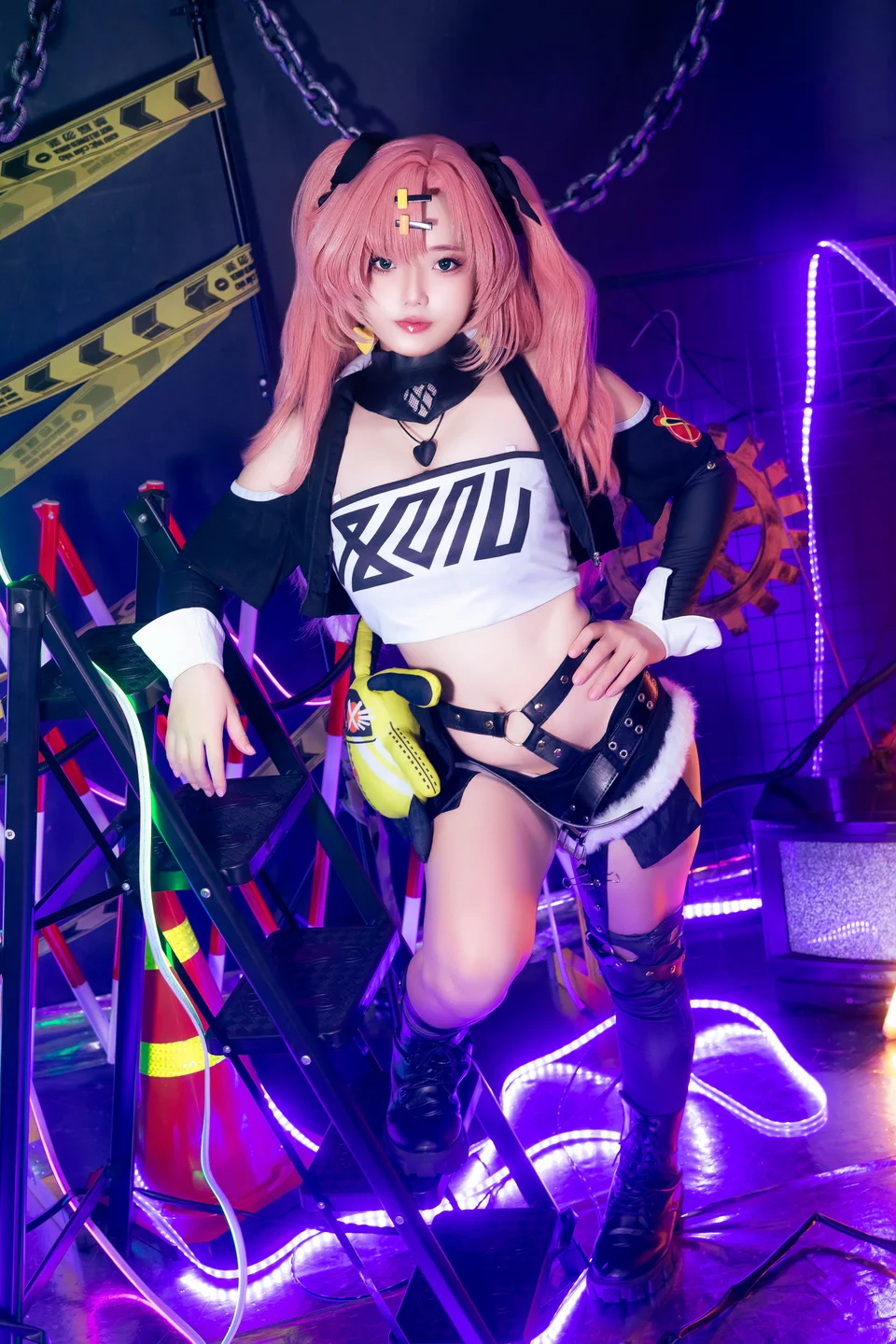 Messie Huang – Nicole [88P-853MB] 【丝足阁写真】001.webp