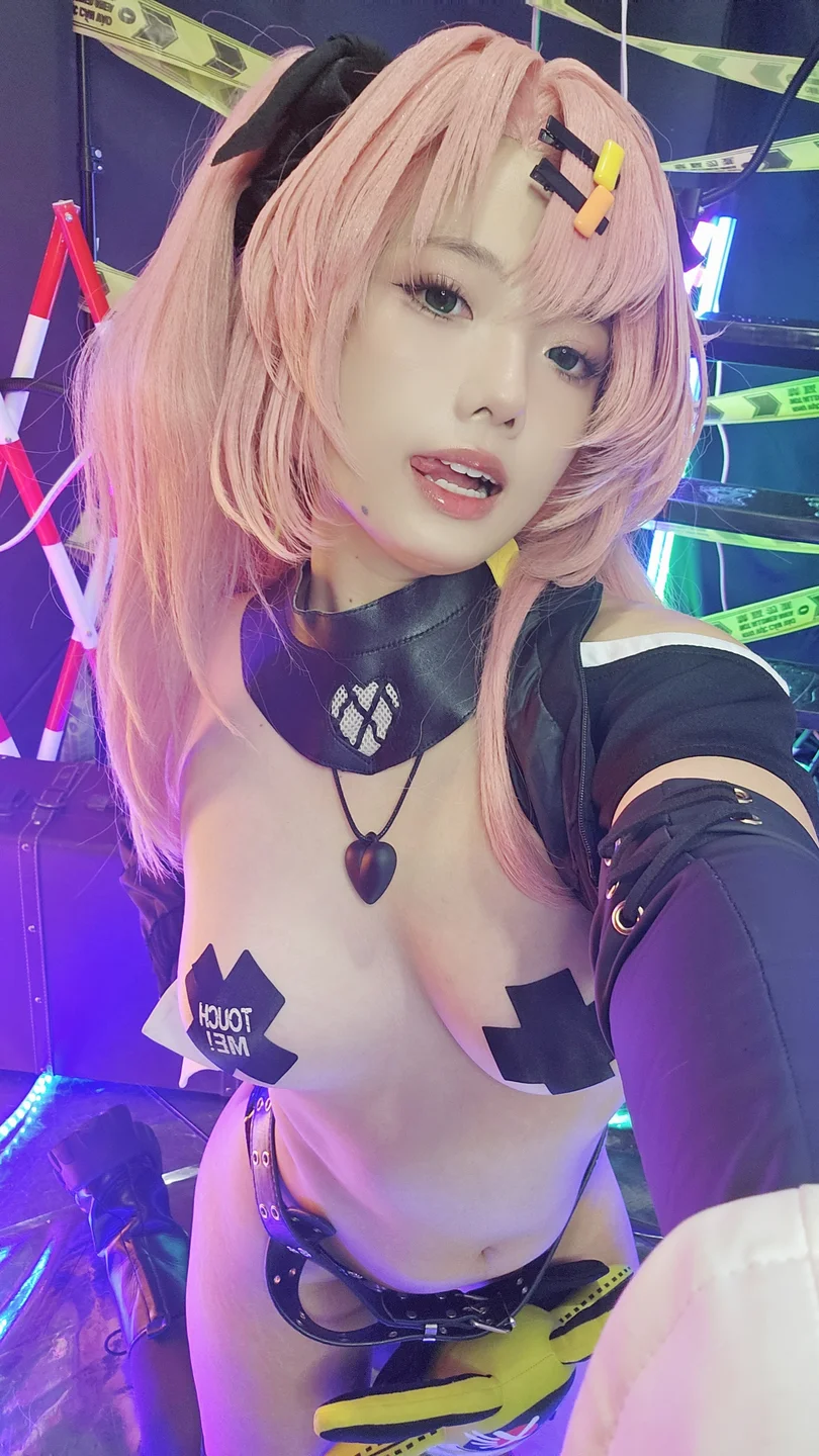 Messie Huang – Nicole [88P-853MB] 【丝足阁写真】054.webp