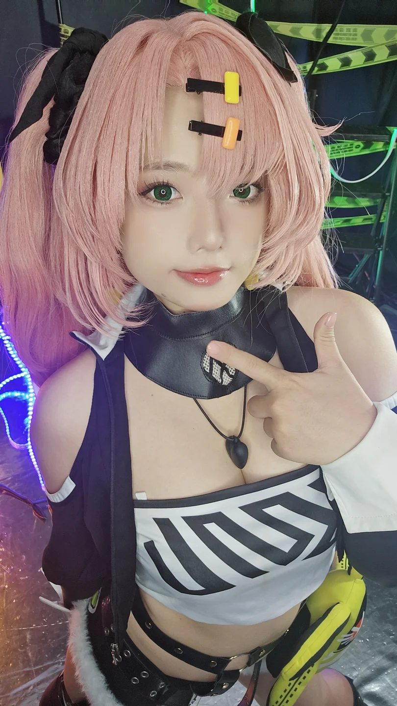 Messie Huang – Nicole [88P-853MB] 【丝足阁写真】070.webp