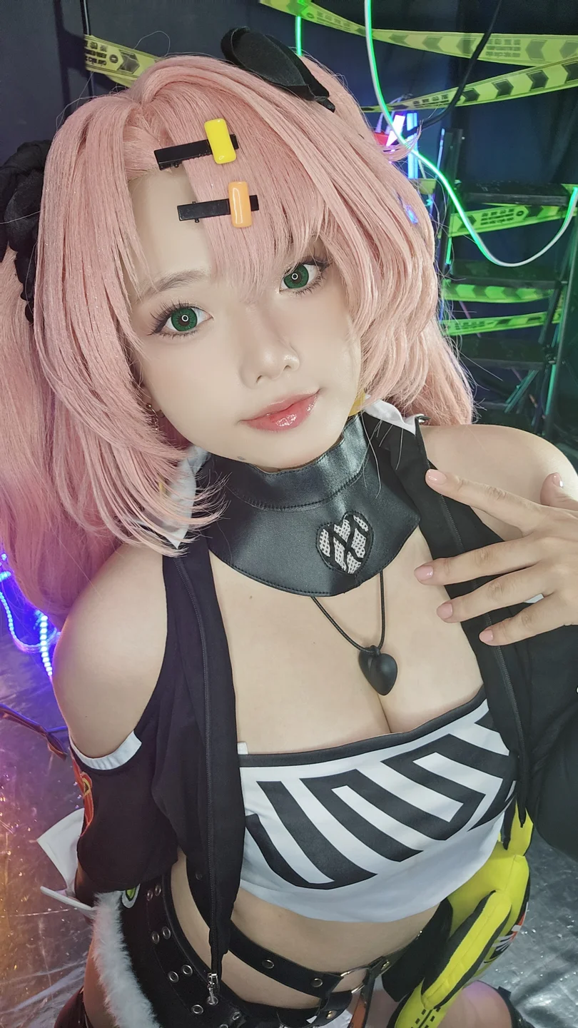Messie Huang – Nicole [88P-853MB] 【丝足阁写真】071.webp