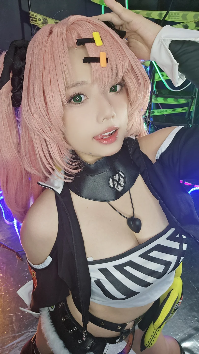 Messie Huang – Nicole [88P-853MB] 【丝足阁写真】073.webp