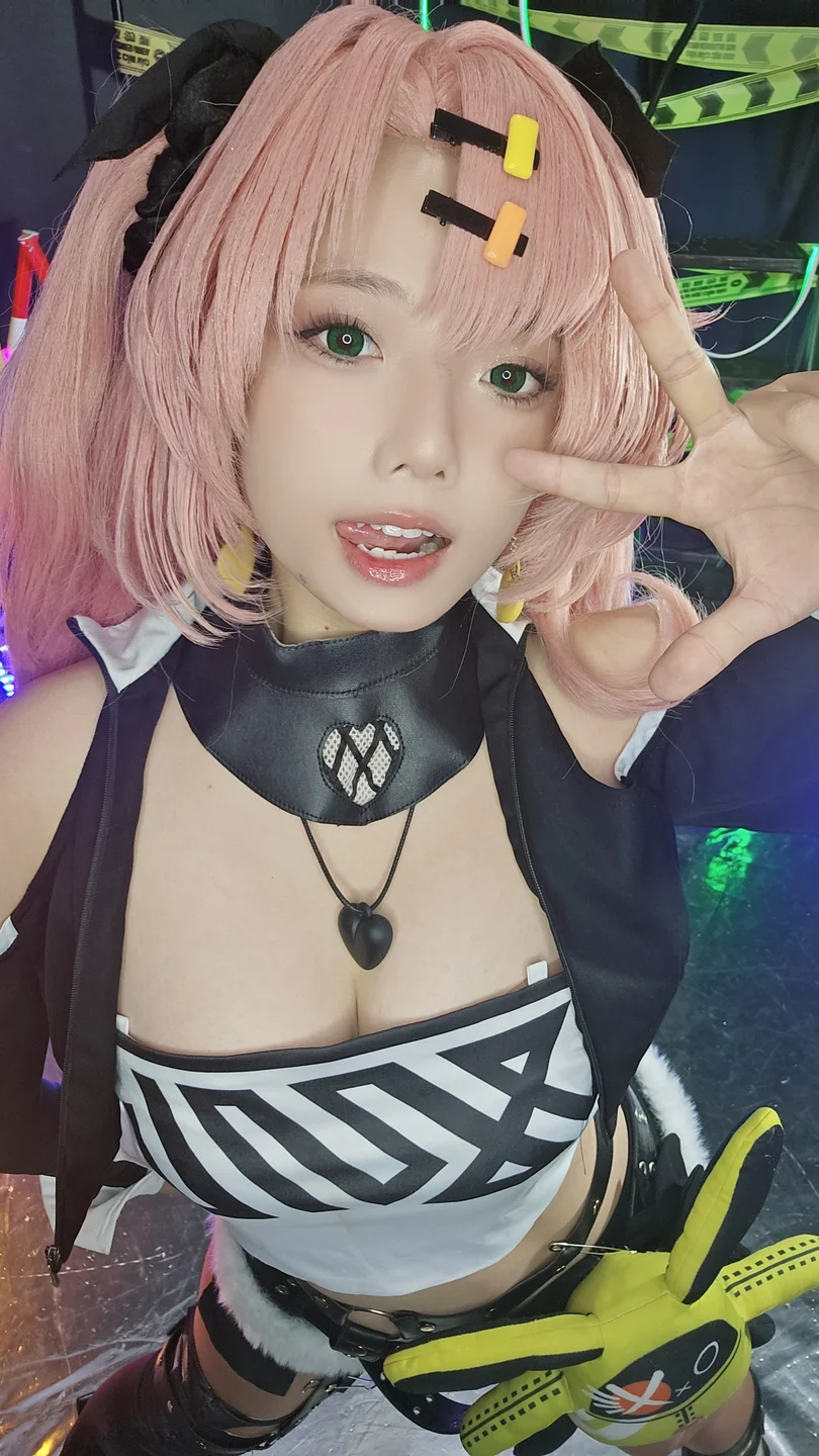Messie Huang – Nicole [88P-853MB] 【丝足阁写真】083.webp