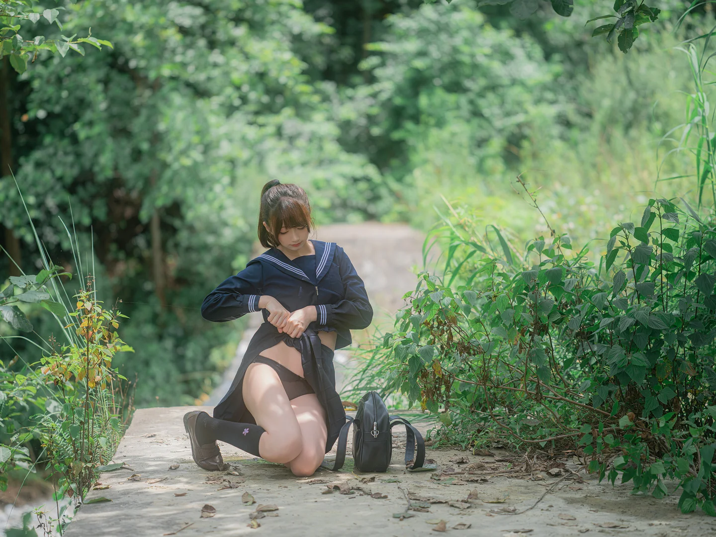Nagisa魔物喵 – 川で水遊び [110P-327MB] 【丝足阁写真】099.webp