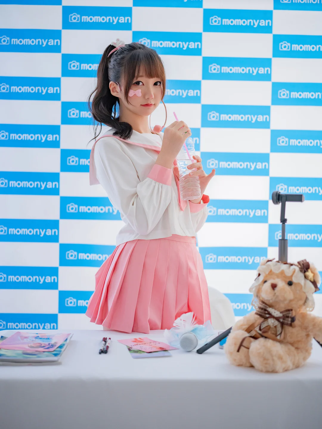 Nagisa魔物喵_ビキニアイドルのサイン会_183P_1_31GB 0042.webp