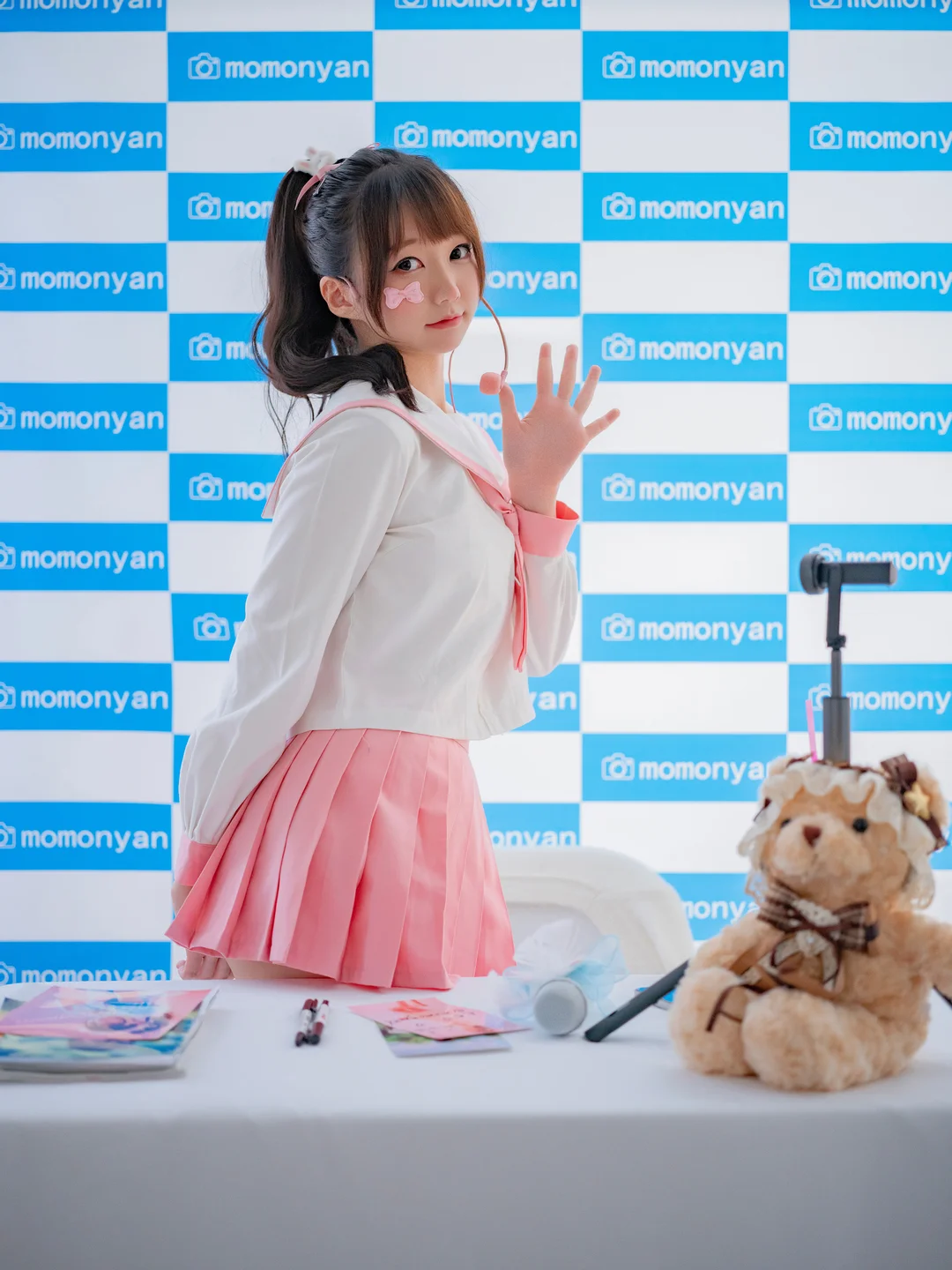 Nagisa魔物喵_ビキニアイドルのサイン会_183P_1_31GB 0043.webp