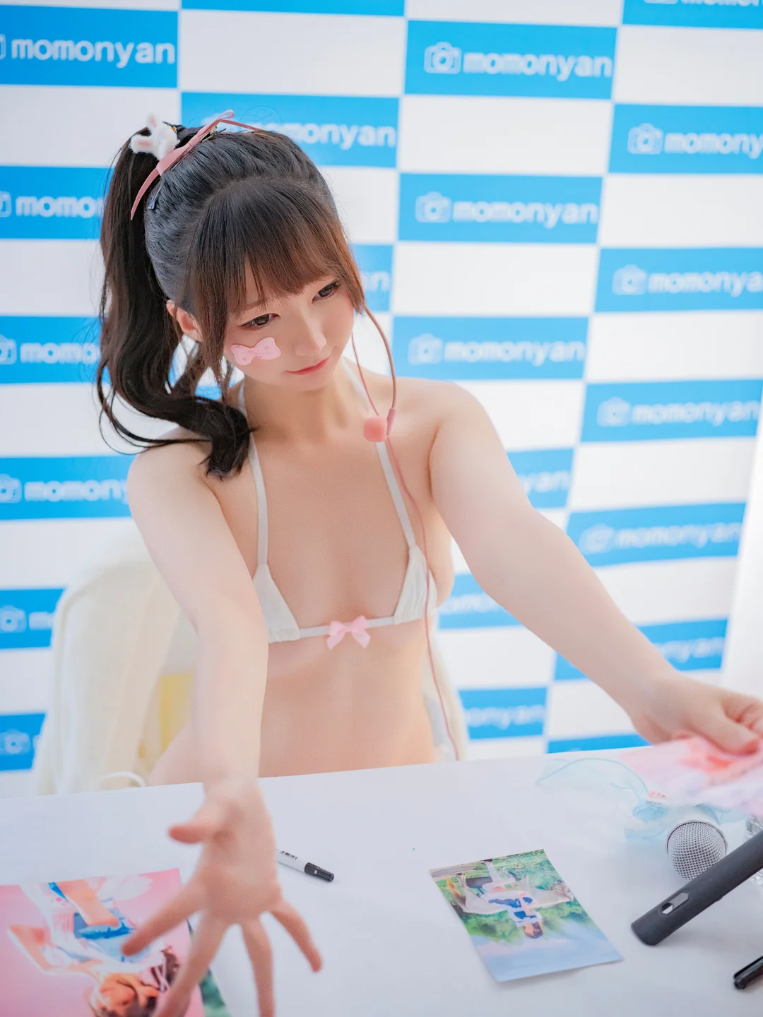 Nagisa魔物喵_ビキニアイドルのサイン会_183P_1_31GB 0087.webp