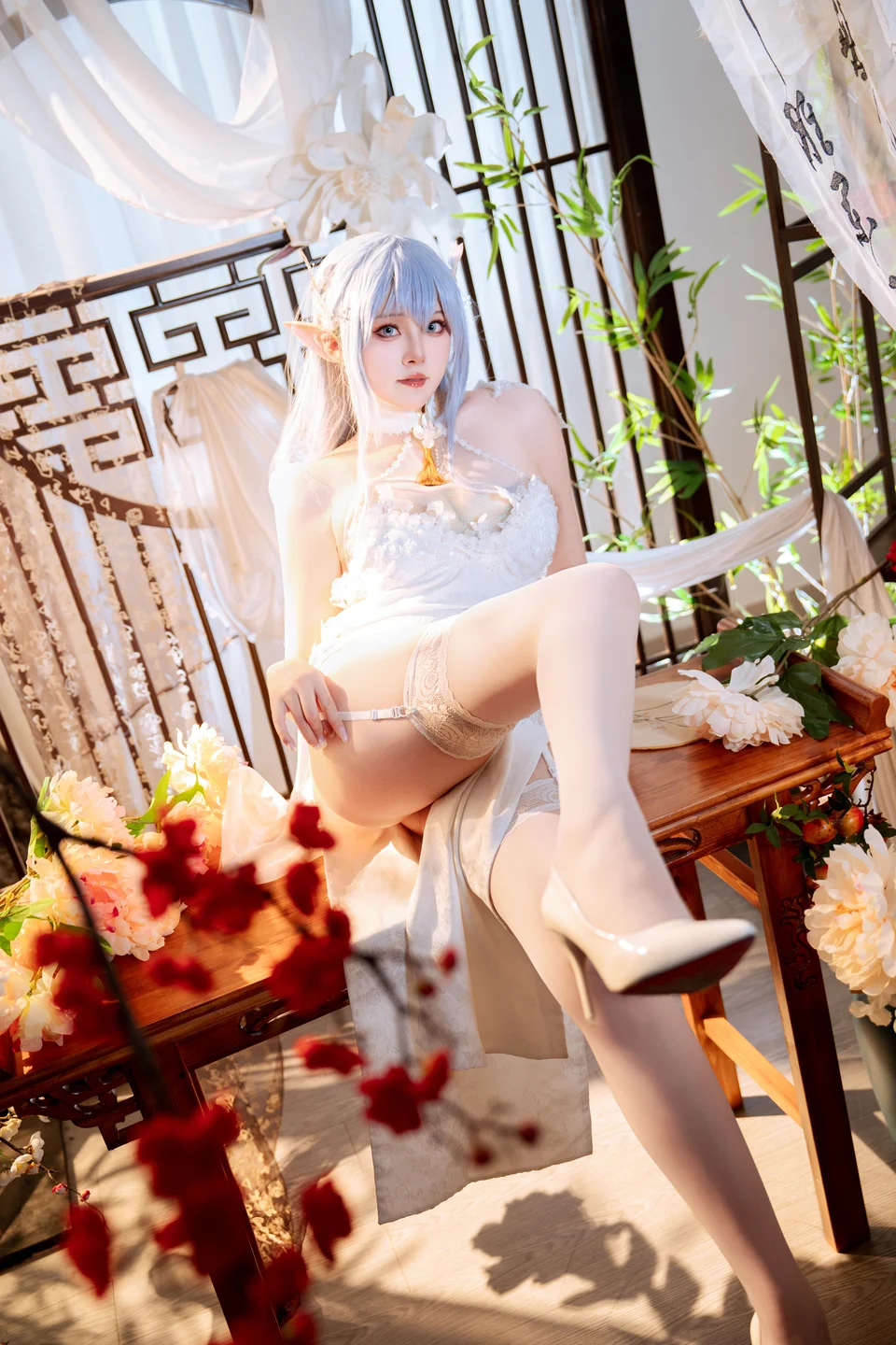 Natsuko_夏夏子_No_068_–_碧蓝航线_阿尔比恩旗袍_52P_475MB 【丝足阁写真】013.webp
