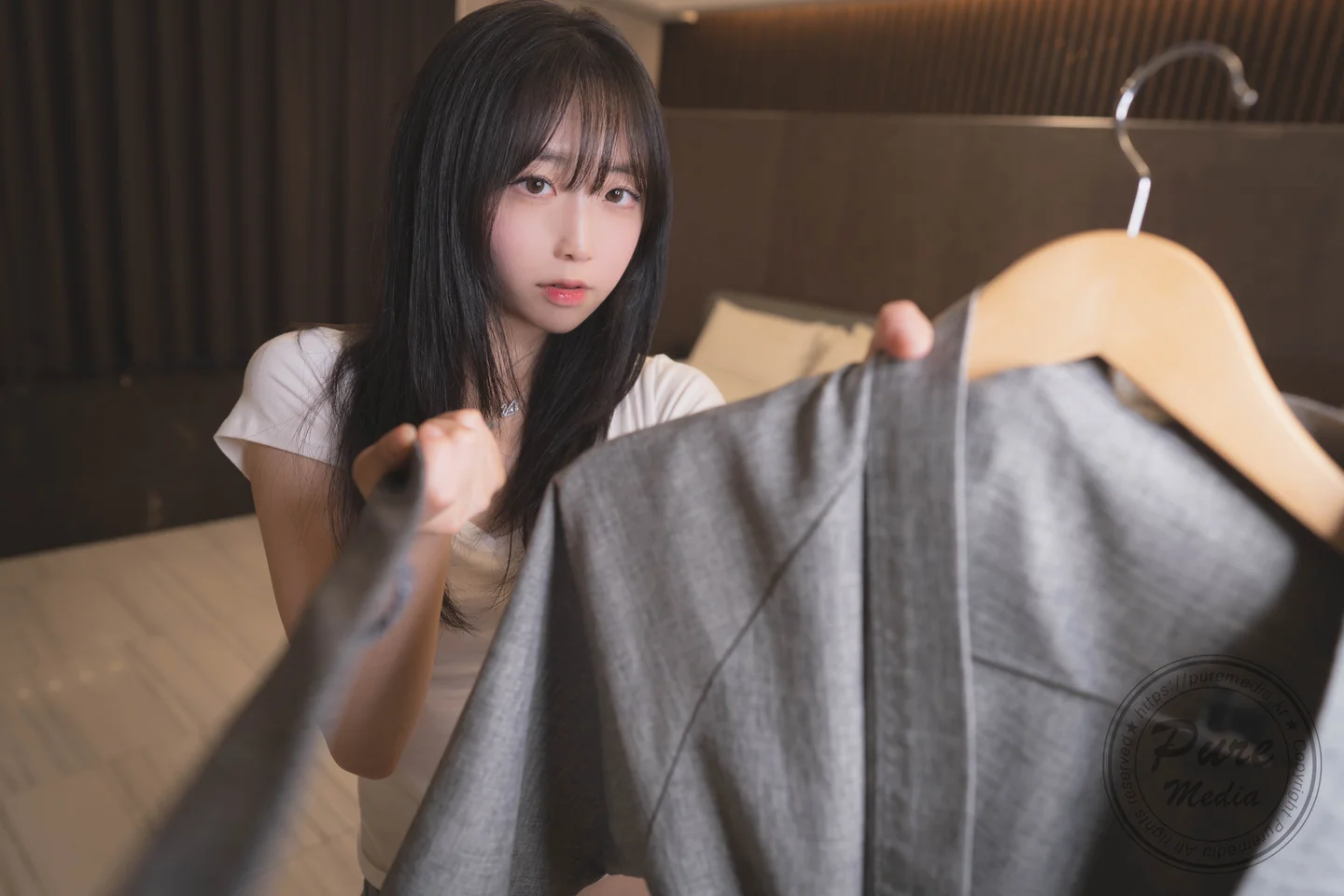 Pure_Media_Hina_히나_–_Secret_Meeting_270P_336MB 【丝足阁写真】094.webp