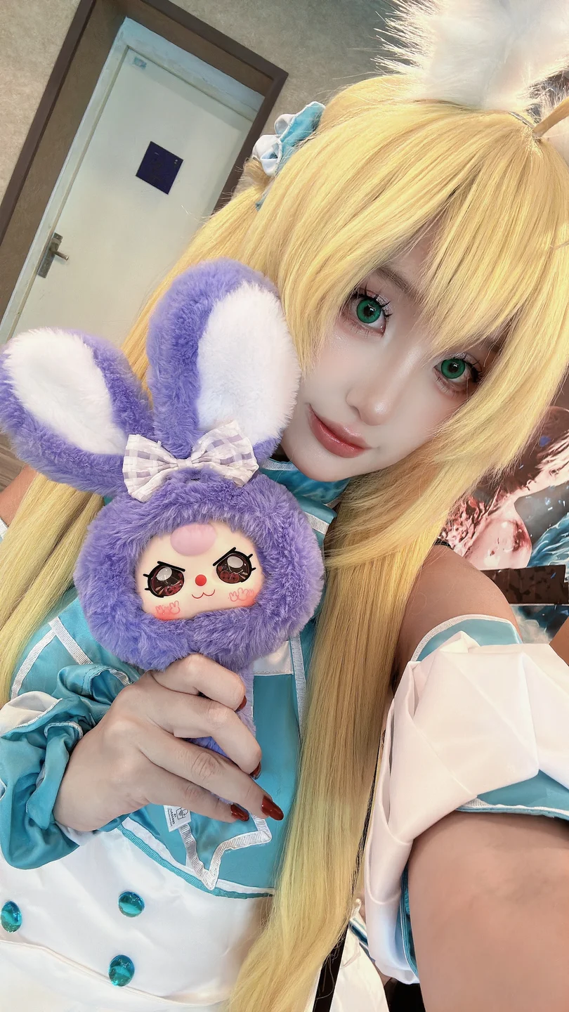 PuyPuy_Chan - Castoria [190P-1.24GB] 132_20250216_070017641_iOS.webp