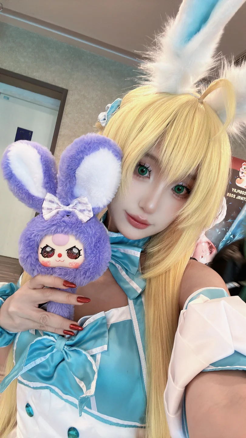 PuyPuy_Chan - Castoria [190P-1.24GB] 133_20250216_070007454_iOS.webp