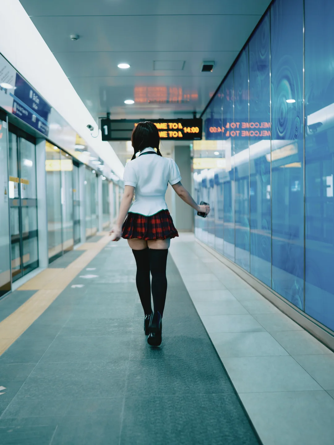 PuyPuy_Chan - Mari [274P-1.9GB] 043_Mari_43.webp