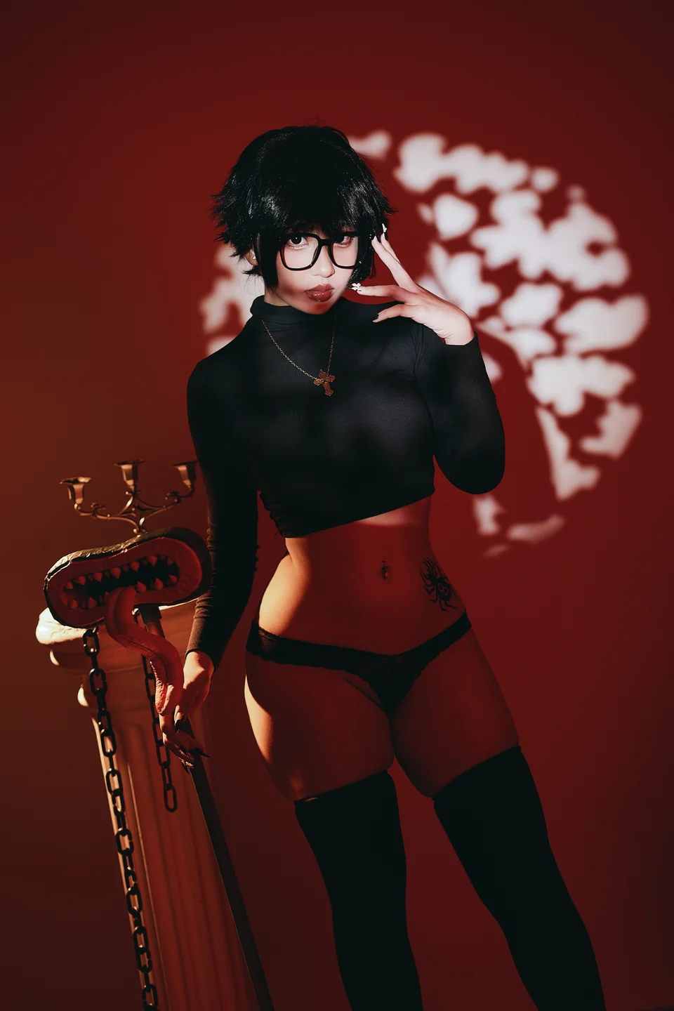PuyPuy_Chan_–_Shizuku_Murasaki_Hunter_X_Hunter_100P_361MB 【丝足阁写真】001.webp