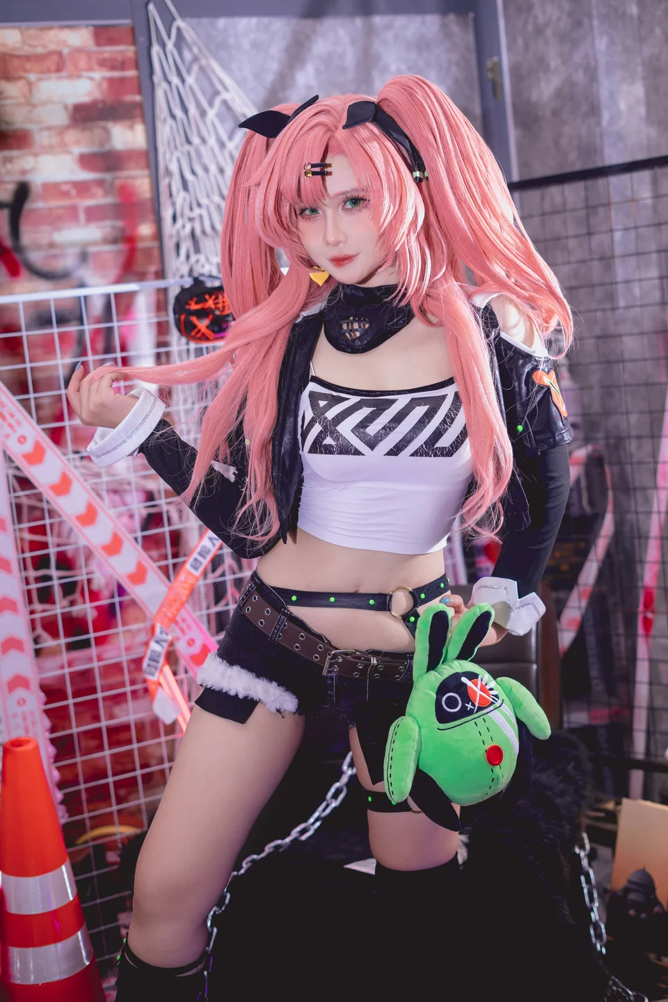 Pyon_Lay - Nicole Demara [52P-198MB] 【丝足阁写真】001.webp