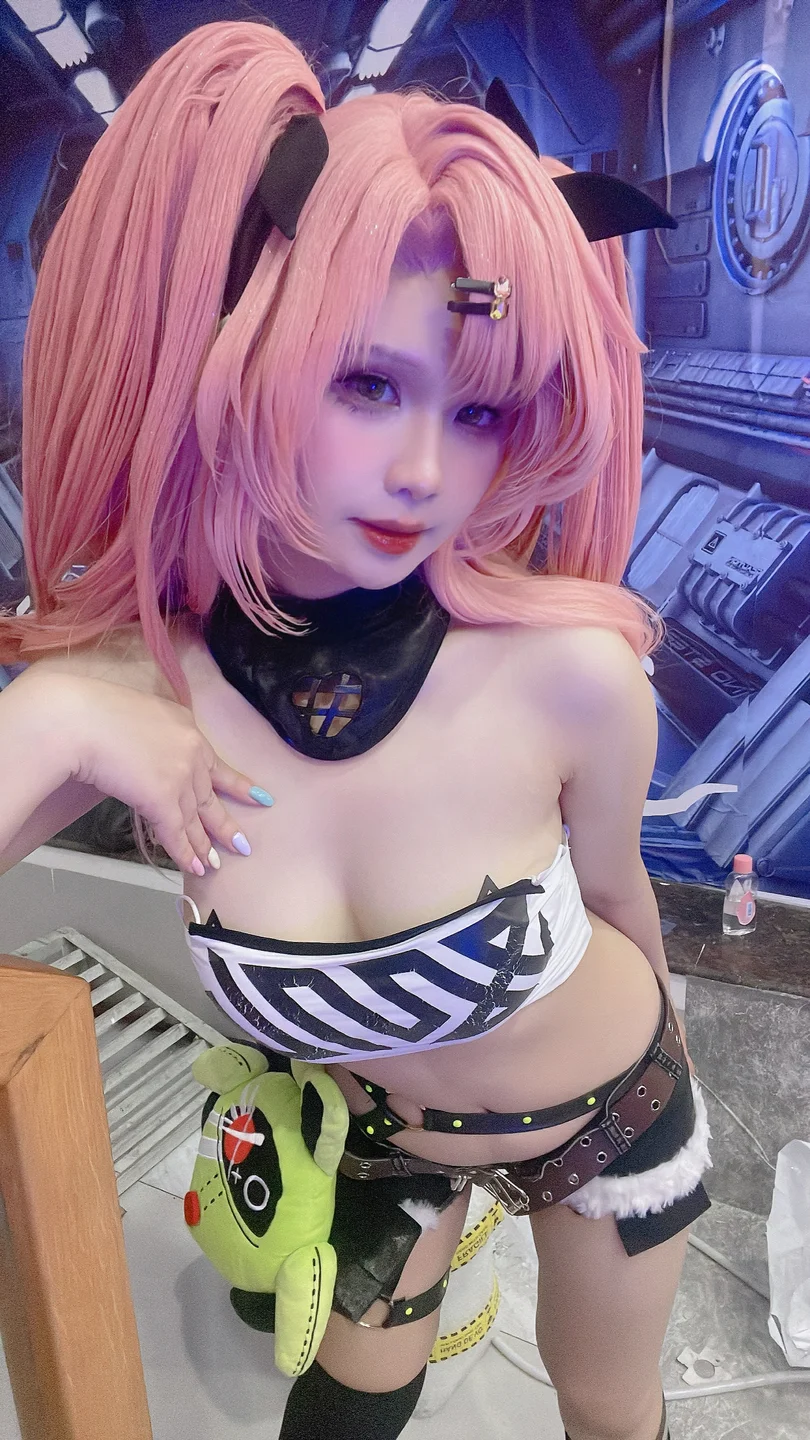 Pyon_Lay - Nicole Demara [52P-198MB] 【丝足阁写真】044.webp