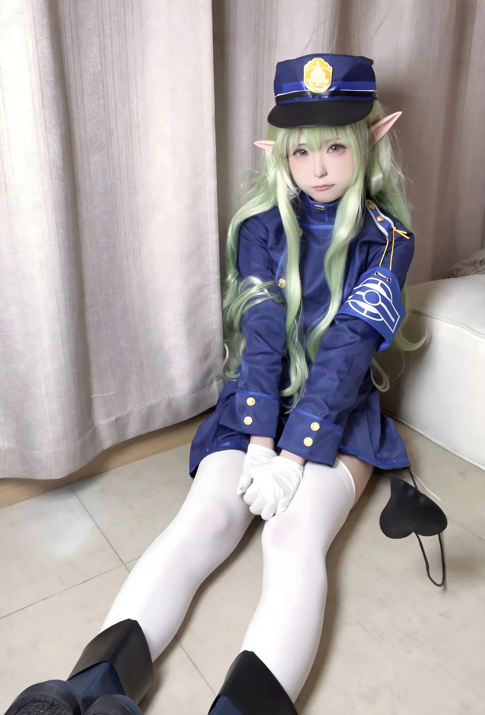 Quan冉有点饿（拖拉大王）_No_031_蔚蓝档案_橘光_32P_201MB