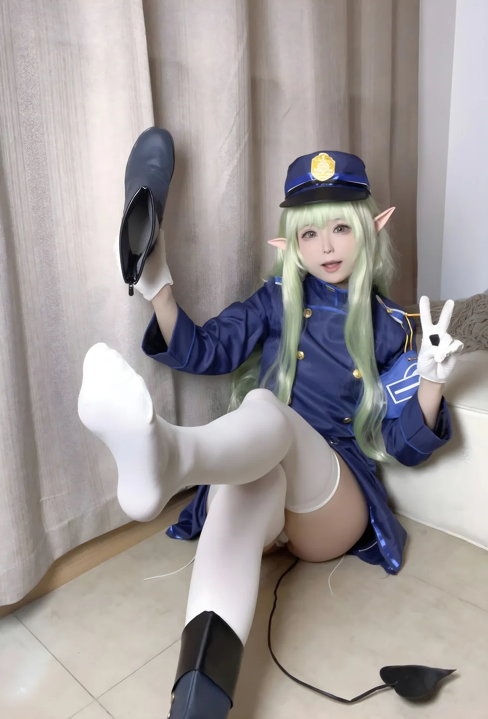 Quan冉有点饿（拖拉大王）_No_031_蔚蓝档案_橘光_32P_201MB 005.webp