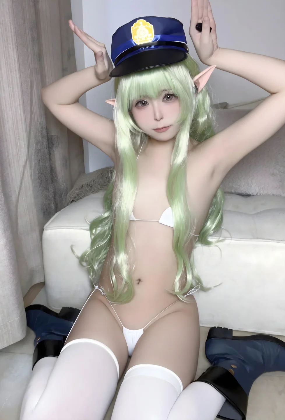 Quan冉有点饿（拖拉大王）_No_031_蔚蓝档案_橘光_32P_201MB 019.webp