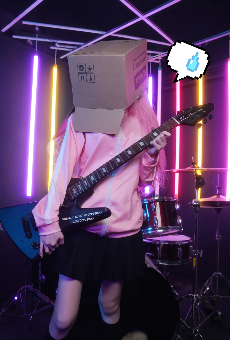 Sally Dorasnow – Bocchi [76P-447MB] 【丝足阁写真】003.webp
