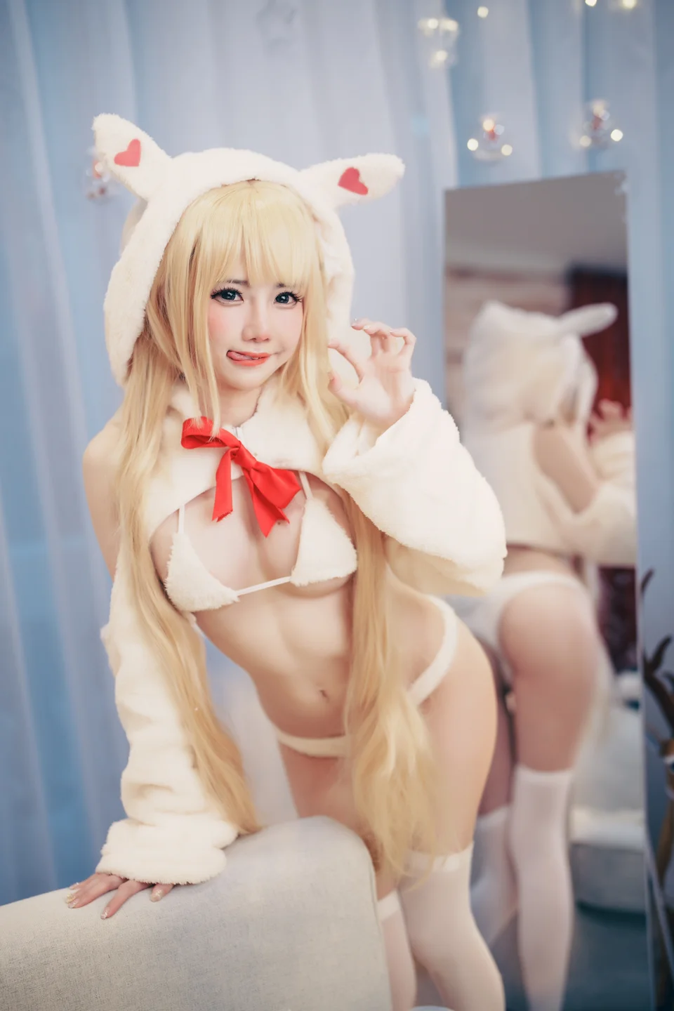 Sally Dorasnow - Marin Christmas Bunny [49P-366MB] 013.webp