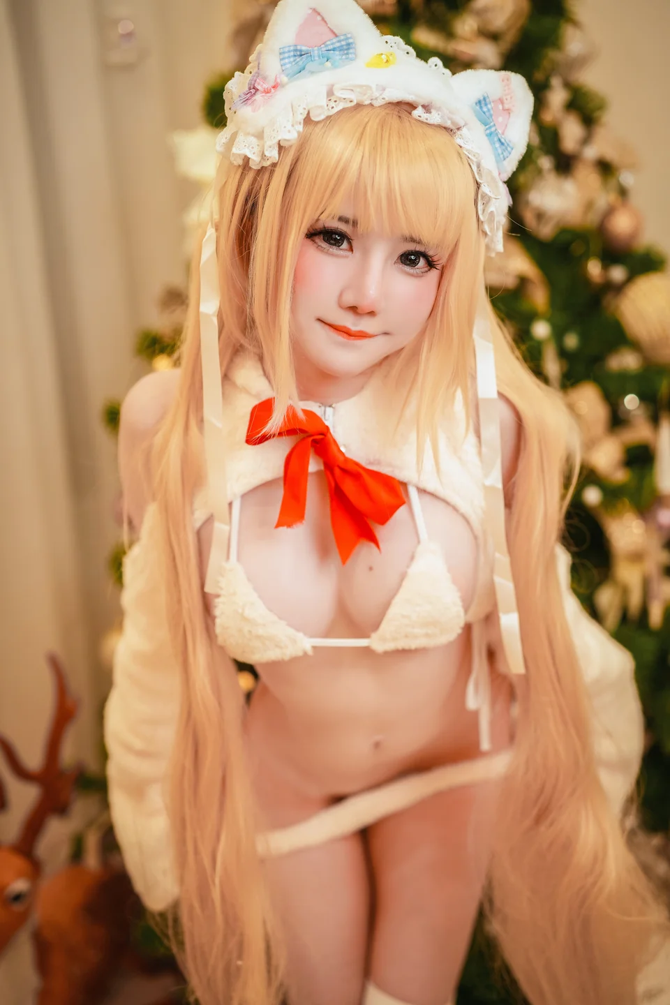 Sally Dorasnow - Marin Christmas Bunny [49P-366MB] 030.webp