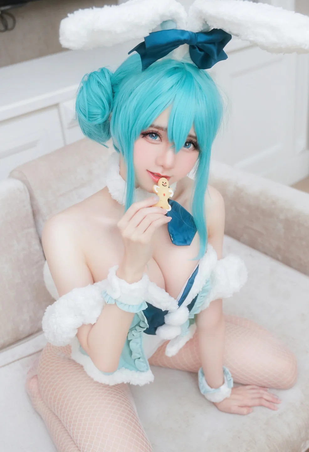 Sally_Dorasnow - Miku bunnygir  【丝足阁写真】001.webp