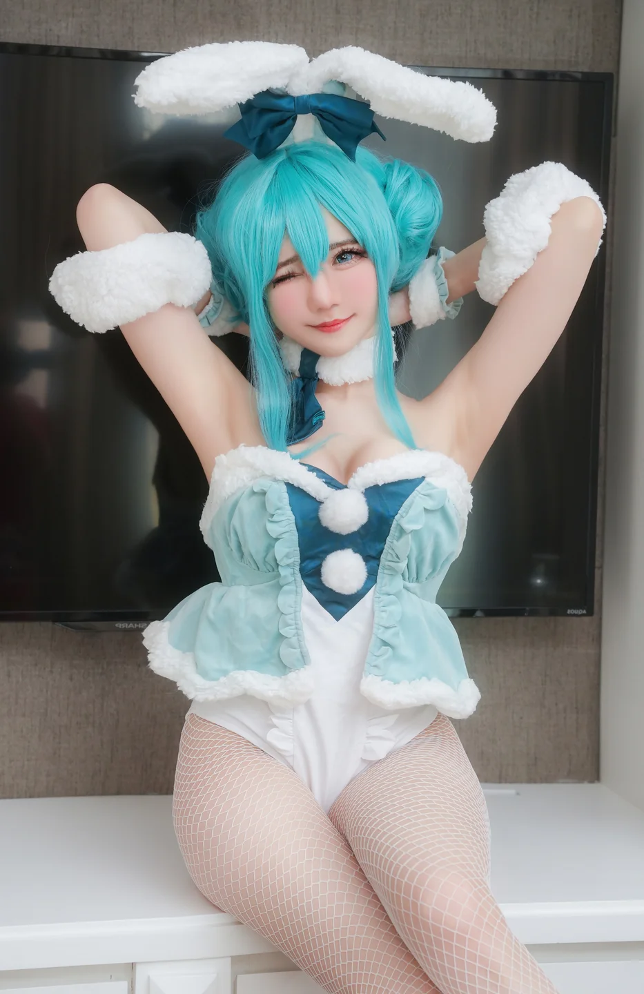 Sally_Dorasnow - Miku bunnygir  【丝足阁写真】010.webp