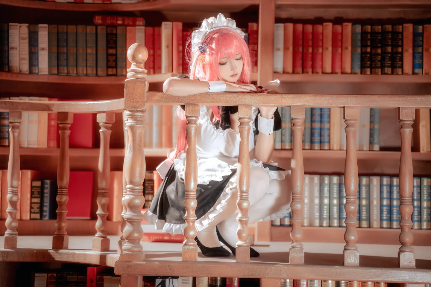 Seya狮砸 - 孤独摇滚 后藤一里 女仆 [14P-162MB] 011.webp