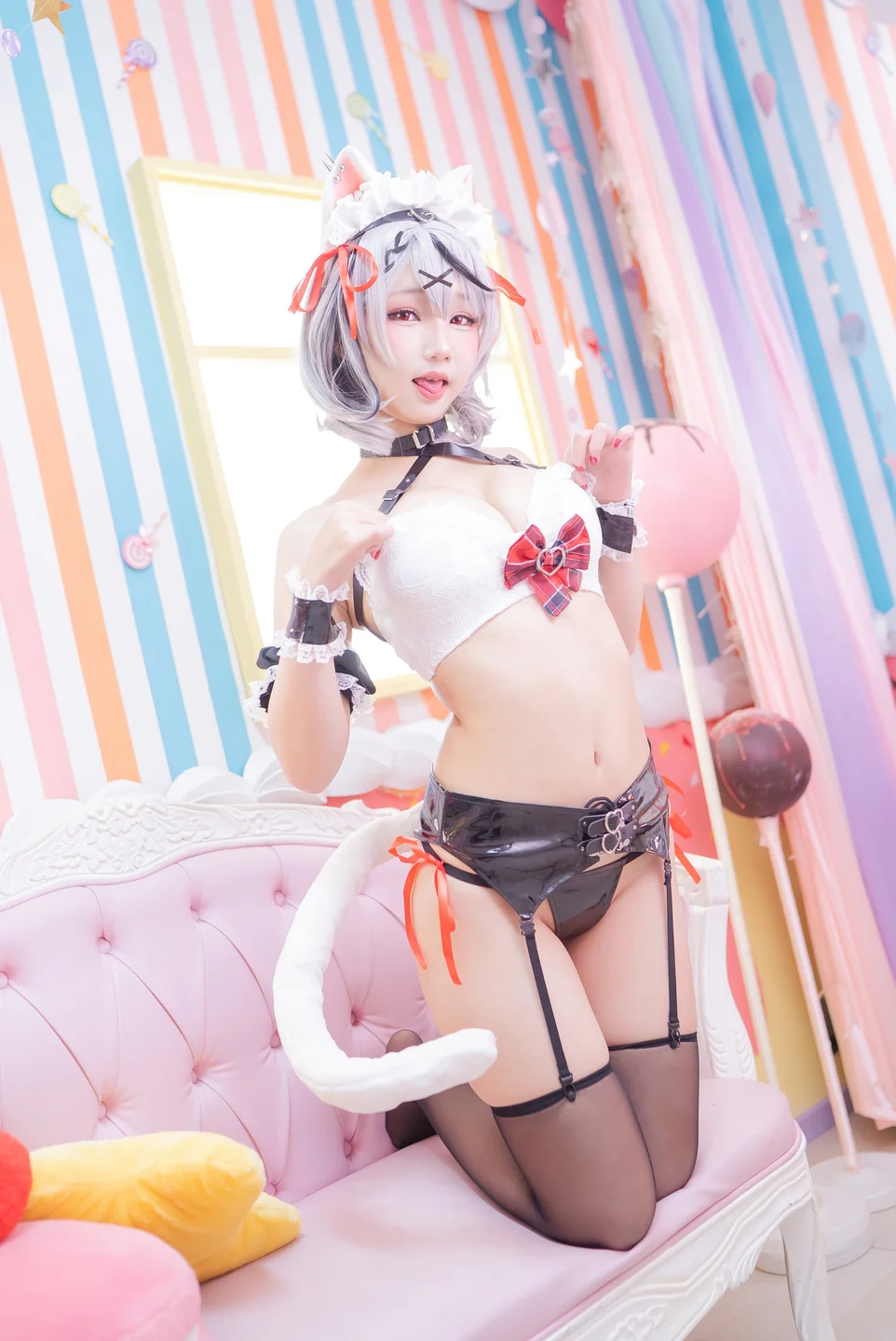 Takanashi_Hanari - No.011 Sakamata Chloe maid [31P-340MB] 010.webp