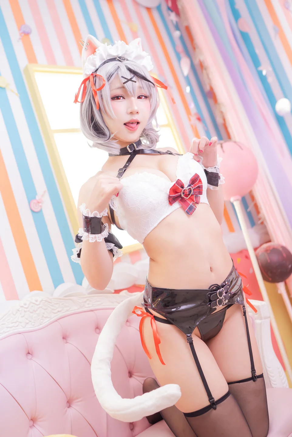 Takanashi_Hanari - No.011 Sakamata Chloe maid [31P-340MB] 011.webp