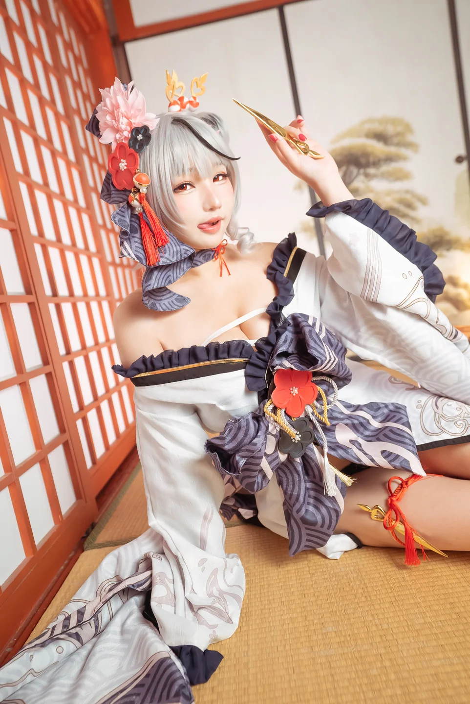 Takanashi_Hanari - Sakamata Chloe yukata [33P-711MB] 008.webp