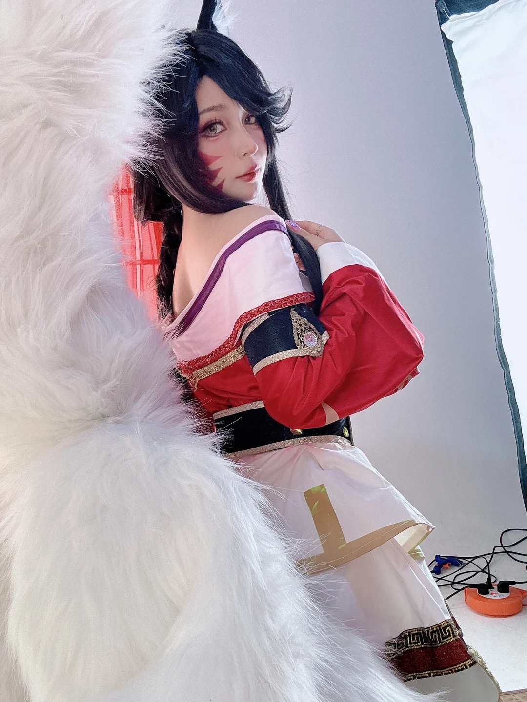 Umeko_J - Ahri-League of Legends  【丝足阁写真】090.webp
