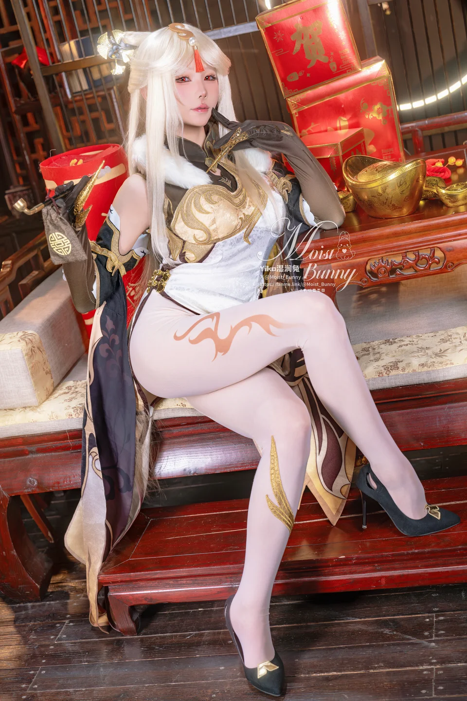 Yiko湿润兔_–_25年02月_金蛇来财_凝光贺岁Good_night_kiss90P1V_3_63GB 【丝足阁写真】013.webp