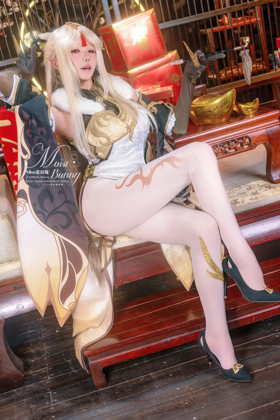 Yiko湿润兔_–_25年02月_金蛇来财_凝光贺岁Good_night_kiss90P1V_3_63GB 【丝足阁写真】015.webp