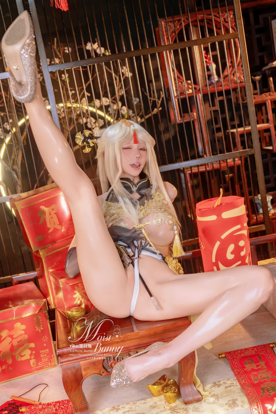 Yiko湿润兔_–_25年02月_金蛇来财_凝光贺岁Good_night_kiss90P1V_3_63GB 【丝足阁写真】035.webp