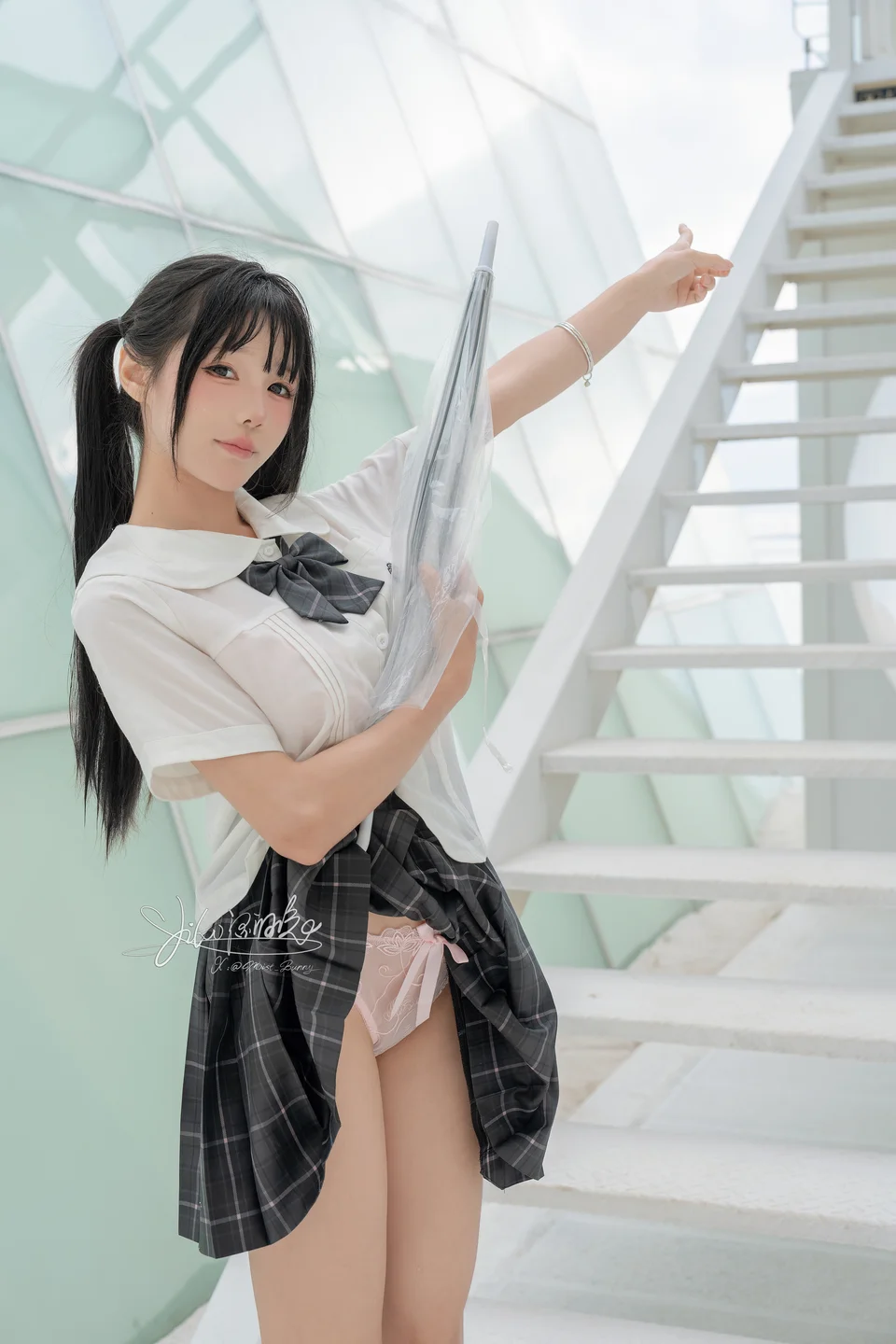 Yiko湿润兔_10月作品『雨后小故事』90P_1V_B_WITH_U Yiko湿润兔『雨后小故事』-12.webp