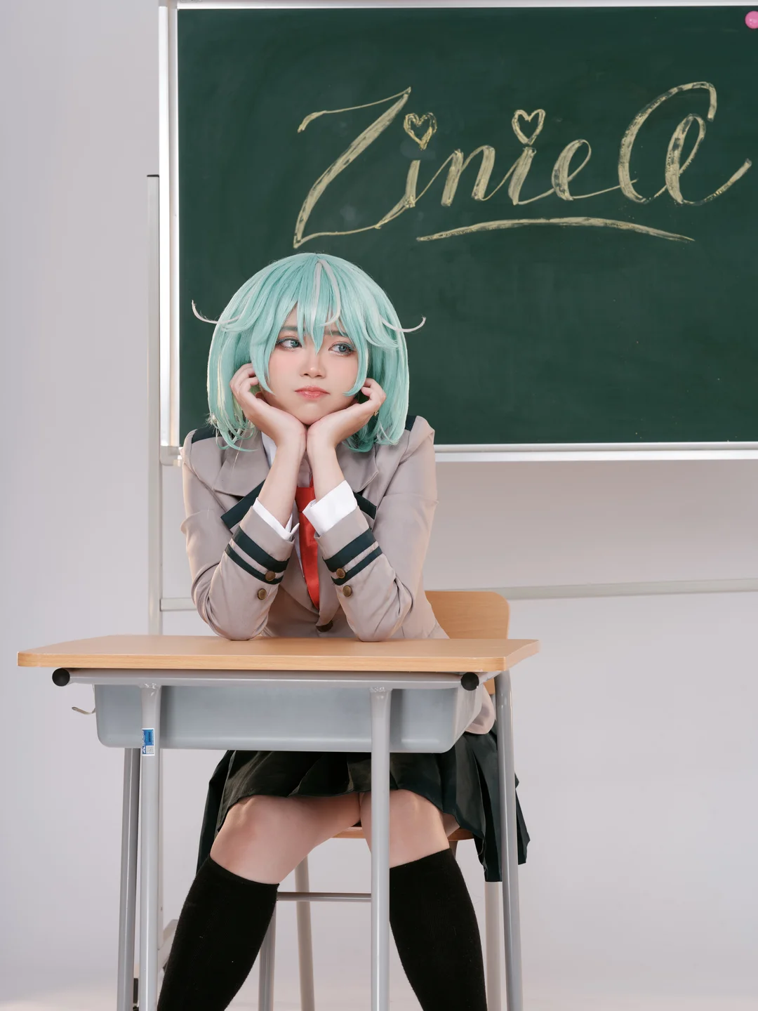ZinieQ - Toru Hagakure Boku No Hero Academia [46P 2V] 20240928-115329(1).webp