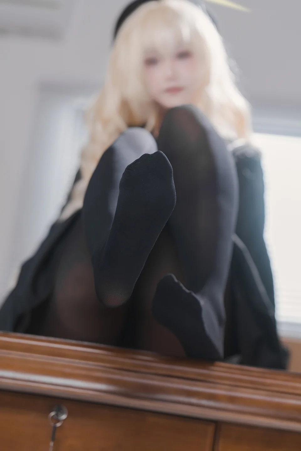 lunananya - 蔚蓝档案 笑面教授 [56P-172MB] 038.webp
