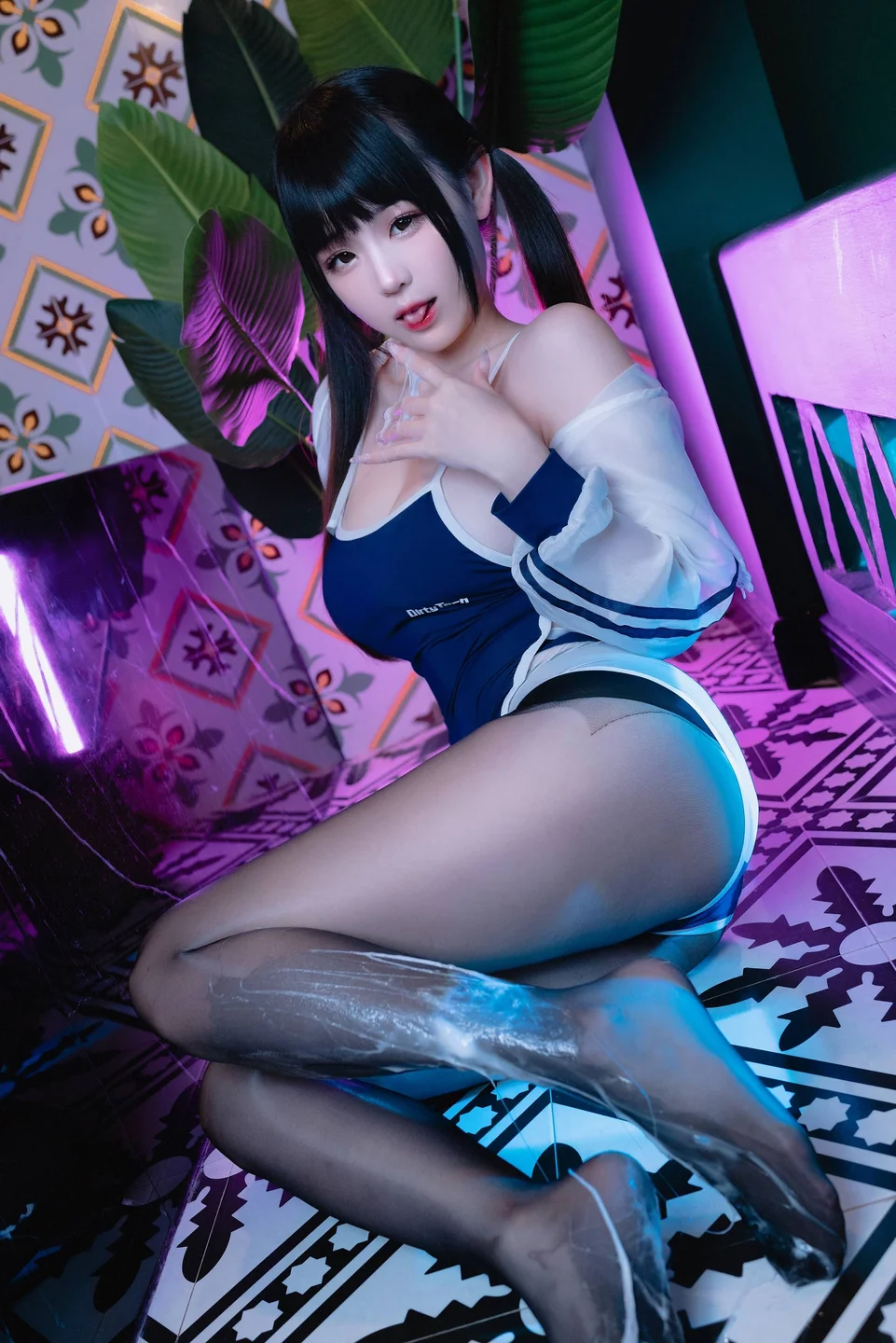 miko酱ww - 史莱姆 [46P] 20240815-010651(32).webp