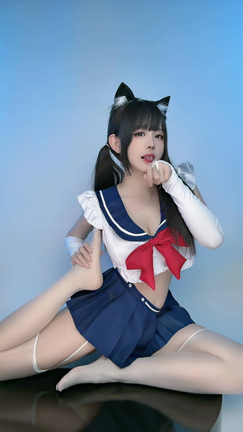 miko酱ww - 纯欲学妹 [27P] 20240815-125519(1).webp